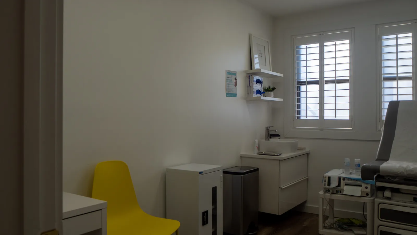 Anna Health Falls Church / Tysons Corner exam room