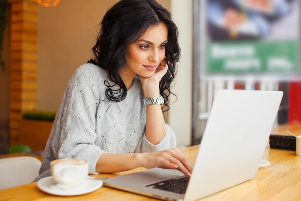 Am I Fertile? 6 Signs Worth Paying Attention To cover image