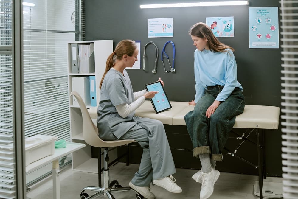 woman visiting a fertility specialist in Arlington