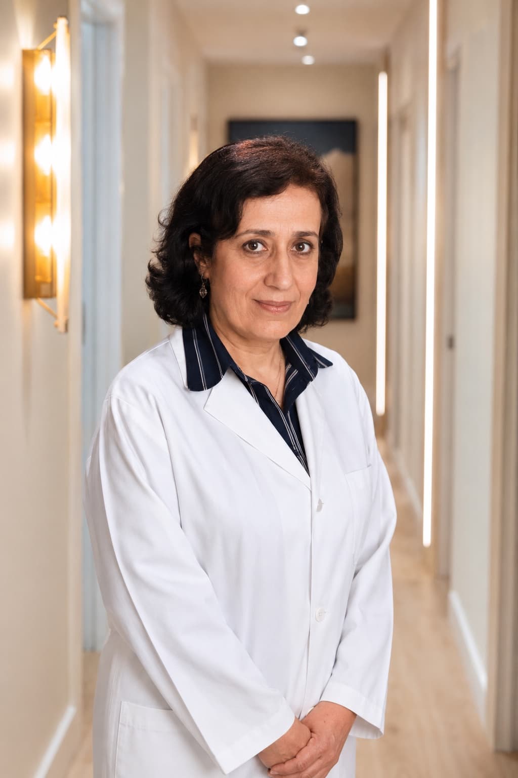 Portrait of Dr. Zohreh Abyaneh.